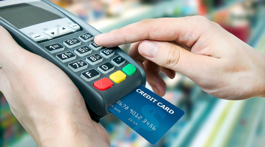 Las comisiones bancarias son deducibles porque son un gasto estrictamente indispensable: criterio aislado del TFJA