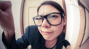 Cómo comprobar si el personal que te visita trabaja en el SAT